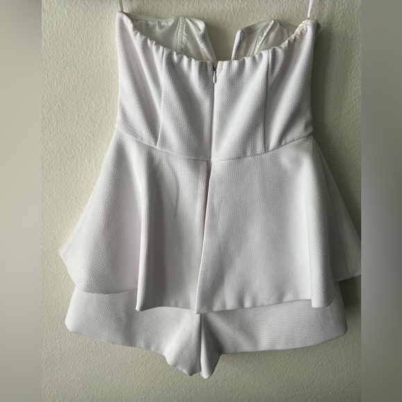 Lulu's White Strapless Peplum Romper - Picture 7 of 8